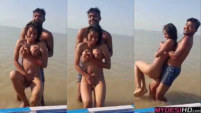 Young Couple Ocean Sex – Fisherman and Naked GF Amateur XXX Clip