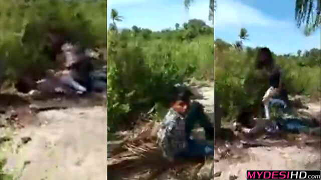 Caught Viral Sex MMS: Desi Schoolgirl’s Nasty Slutty Act Outdoors