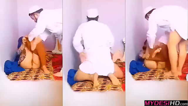 Hot Pakistani Aunty and Molana Full Video – Desi Viral MMS