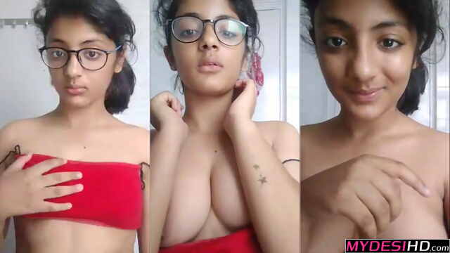 Indian Desi Xxx Mms – Mallu Slut’s Naked Body