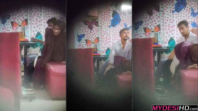 Real Hijab Lady Public Sex – Caught and Pounded in Busy Restaurant XXX