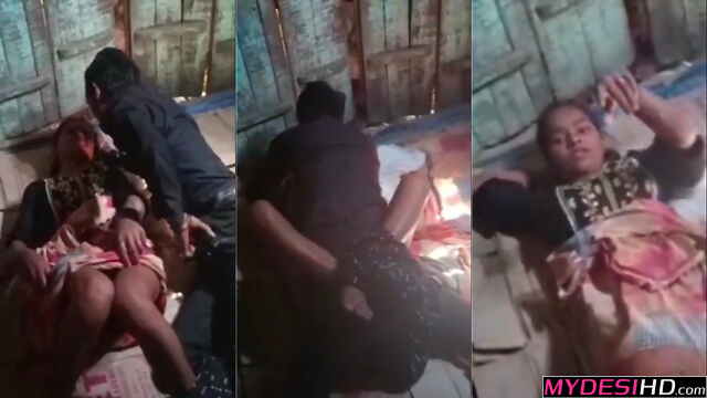 Spy Cam Desi Lovers – Authentic Dehati Public Phone Sex Leaks