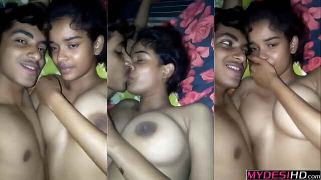 XXX Indian Family Sex Video – Desi Brother and Sister Midnight Fucking